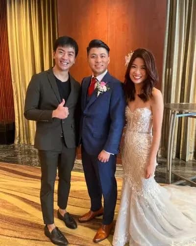 Shawn & Wan Zhen with Emcee Rayson at their Mandarin Oriental wedding